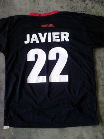 Estampamos los numeros en tus playeras deportivas y los personalisamos.